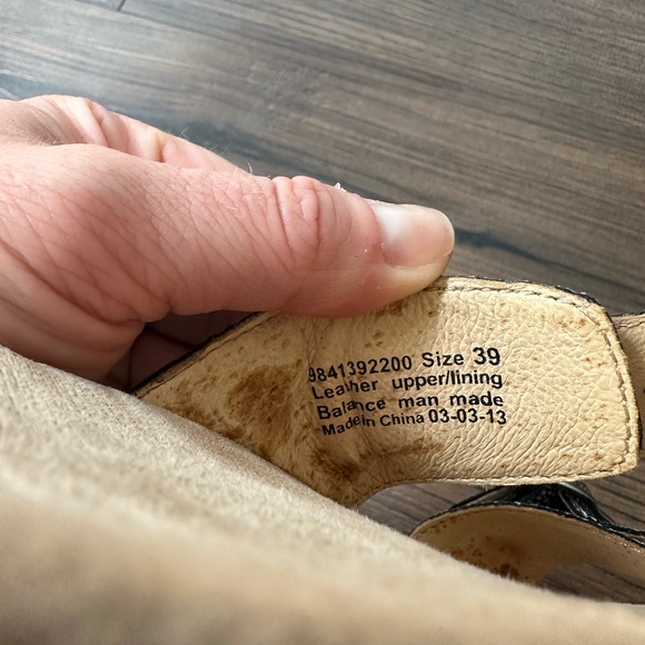 Dansko Women's Sophie Blue Iridescent Wood Midsole Sandals (Size 39 EU) - Picture 7 of 10